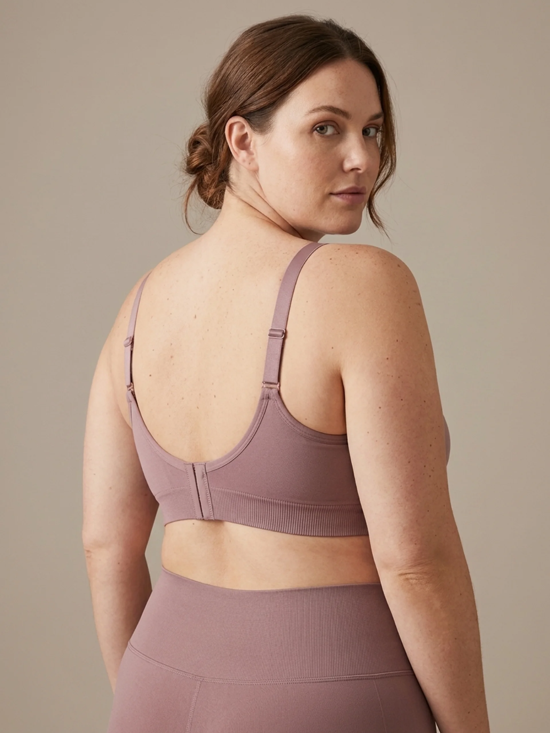 CareLift™ Bra | OneClip™ Fastening, V-Neckline, Non-Wired