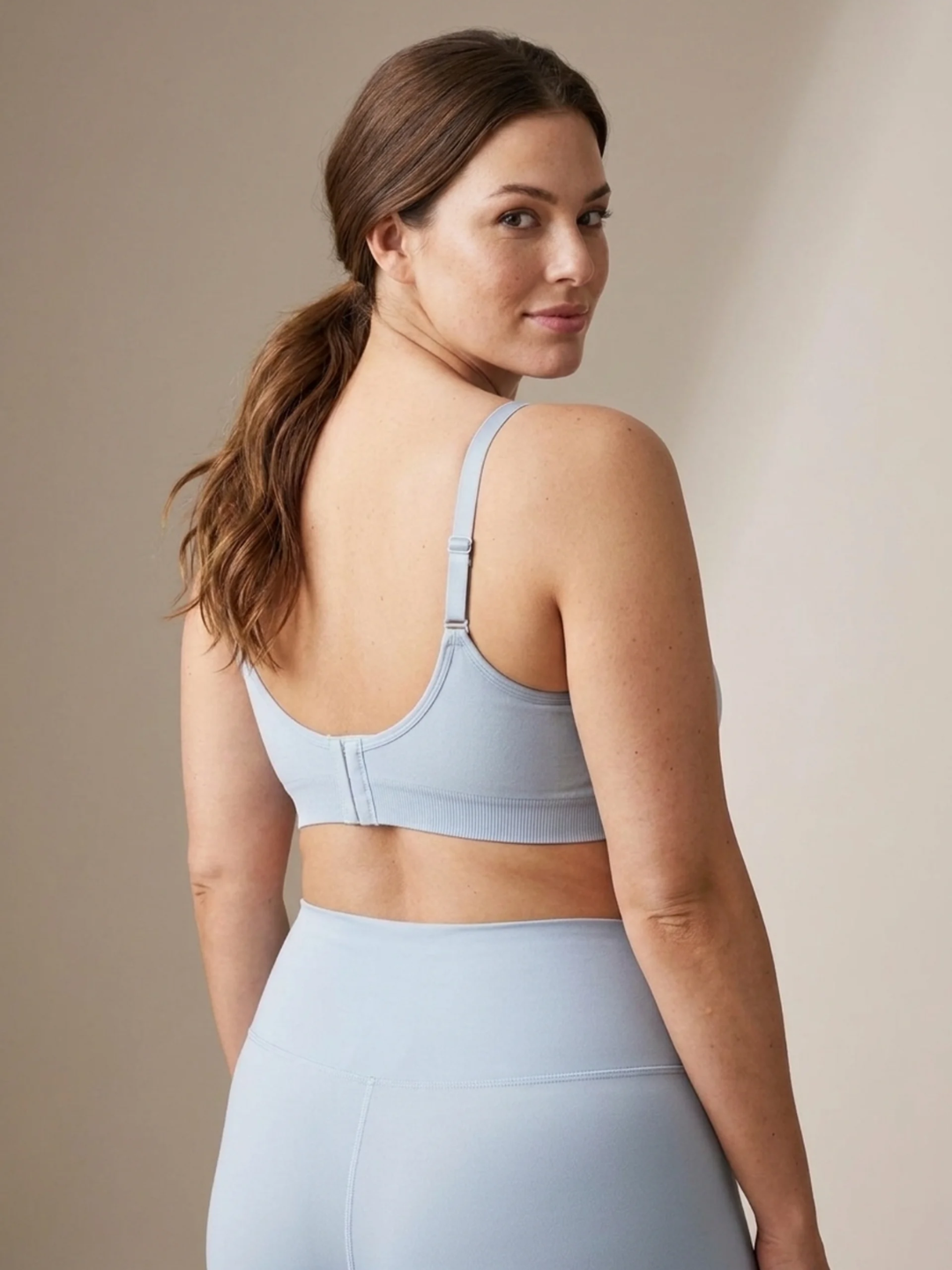CareLift™ Bra | OneClip™ Fastening, V-Neckline, Non-Wired